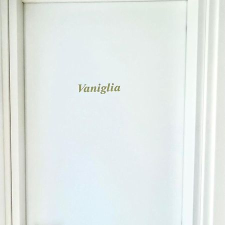 Essence Domus Vaniglia Matera Luaran gambar